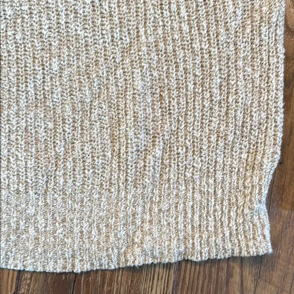 Free People - Picture 4 of 4